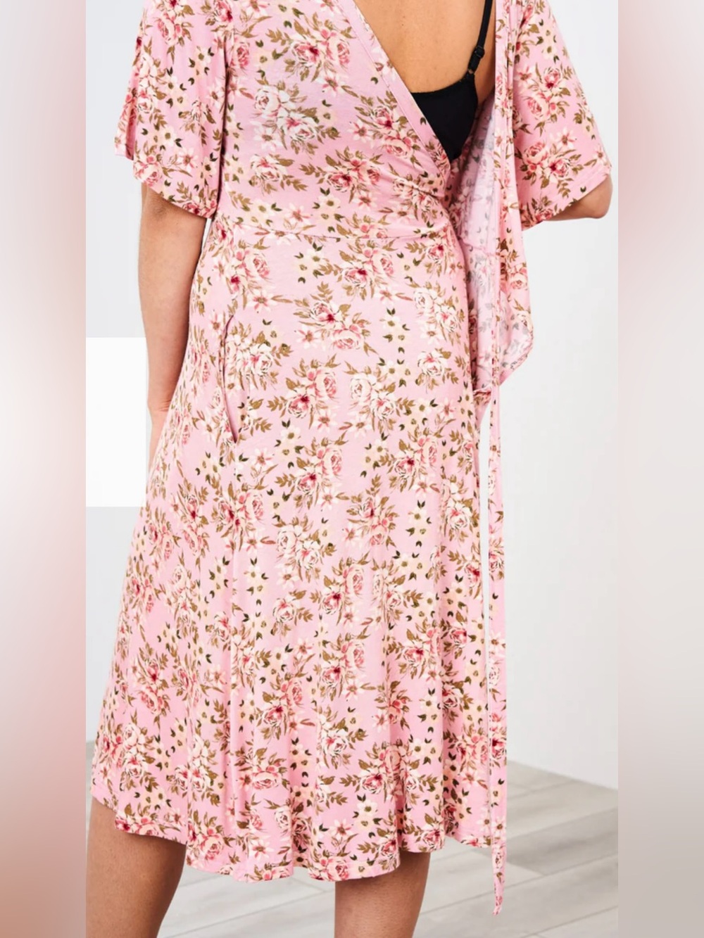 NEW Latched Mama Labor & Postpartum Wrap Dress Mossy Meadows Wrap Midi Dress - Picture 3 of 10